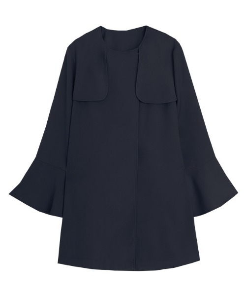 Pierrot（ピエロ）の「フレアスリーブライトアウター（トレンチコート・レディース・ベージュ/ネイビー/アイボリー・M/L）」の11枚目の写真