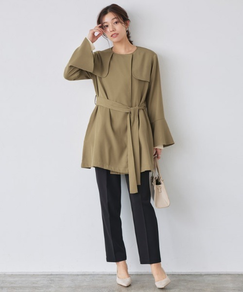Pierrot（ピエロ）の「フレアスリーブライトアウター（トレンチコート・レディース・ベージュ/ネイビー/アイボリー・M/L）」の20枚目の写真