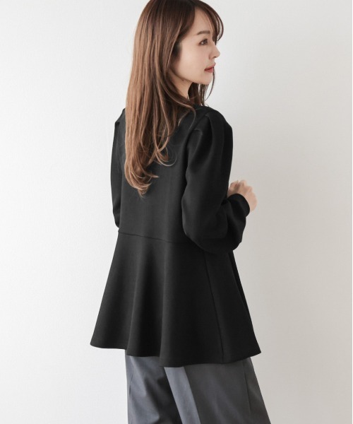 Lajour（ラジュール）の「日本製 タックフレア ペプラムトップス（Tシャツ/カットソー・レディース・ブラック/ベージュ/杢グレー/ホワイト・フリー）」の19枚目の写真