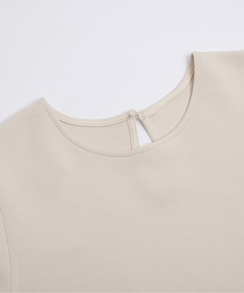 Lajour（ラジュール）の「日本製 タックフレア ペプラムトップス（Tシャツ/カットソー・レディース・ブラック/ベージュ/杢グレー/ホワイト・フリー）」の5枚目の写真