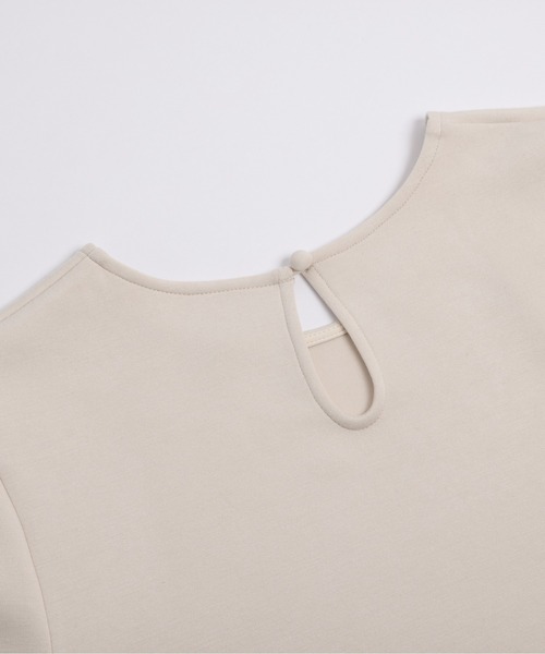 Lajour（ラジュール）の「日本製 タックフレア ペプラムトップス（Tシャツ/カットソー・レディース・ブラック/ベージュ/杢グレー/ホワイト・フリー）」の11枚目の写真