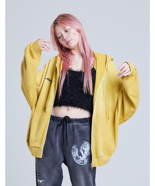 Little sunny bite（リトルサニーバイト）の「gradation logo zip