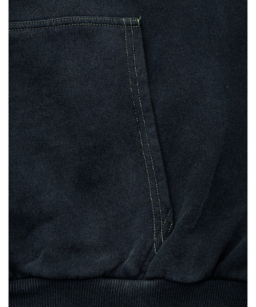Little sunny bite(リトルサニーバイト)の「gradation logo zip hoodie(パーカー・レディース・パープル/イエロー/ピンク/ブラック・SMALL/MEDIUM)」の6枚目の写真