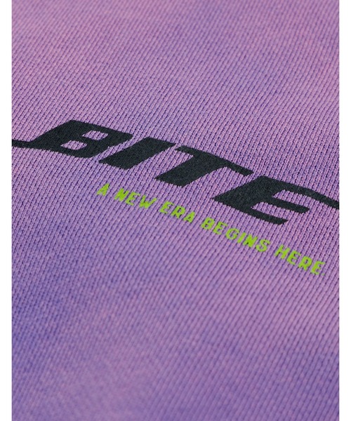 Little sunny bite(リトルサニーバイト)の「gradation logo zip hoodie(パーカー・レディース・パープル/イエロー/ピンク/ブラック・SMALL/MEDIUM)」の16枚目の写真