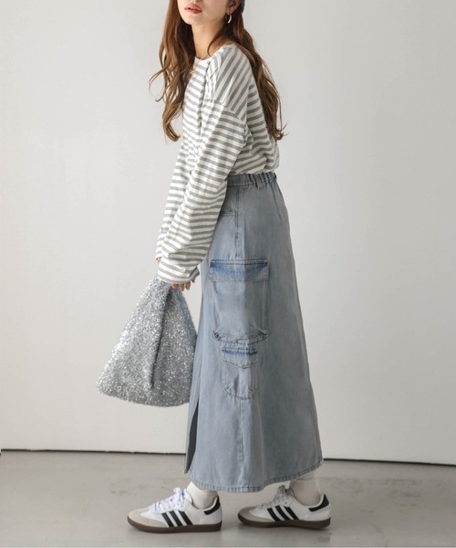 AMELY(エミリー)の「フロントスリットデニムスカート(デニムスカート・レディース・ブルー/ライトブルー/ブラック・M/L)」の13枚目の写真