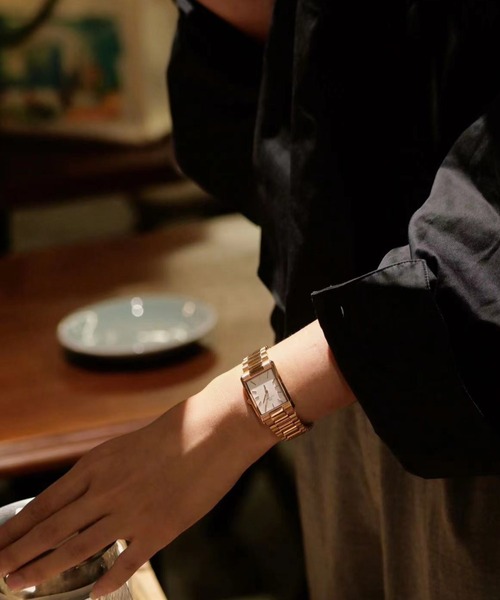 Daniel Wellington(ダニエルウェリントン)の「BOUND 3-LINK GOLD レディース腕時計(アナログ腕時計・レディース・シルバー/ピンクゴールド・ONE SIZE)」の19枚目の写真