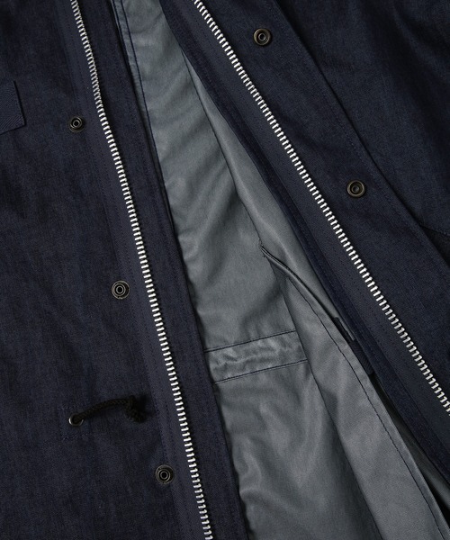 JUNYA WATANABE MAN（ジュンヤワタナベマン）の「C.P. COMPANY W