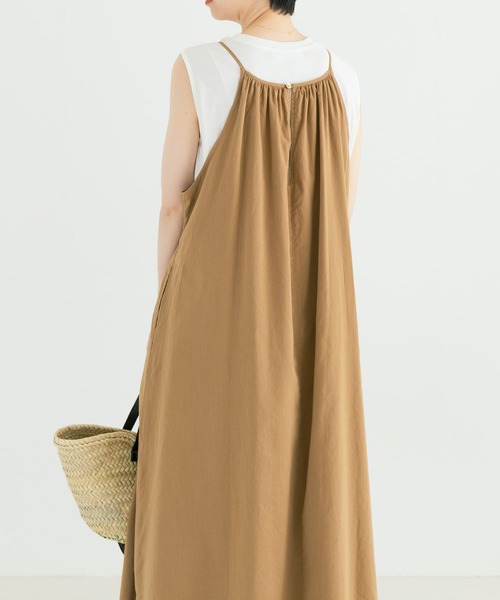 URBAN RESEARCH(アーバンリサーチ)の「コットンボイルアメスリキャミワンピース(ワンピース・レディース・ベージュ/ブラウン/レッド・38/36)」の5枚目の写真