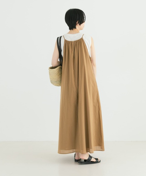 URBAN RESEARCH(アーバンリサーチ)の「コットンボイルアメスリキャミワンピース(ワンピース・レディース・ベージュ/ブラウン/レッド・38/36)」の9枚目の写真
