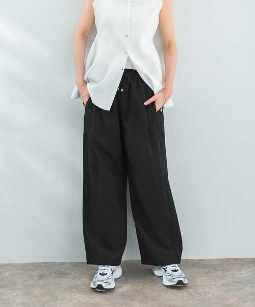 URBAN RESEARCH ROSSO WOMEN（アーバンリサーチ　ロッソ）の「『UR TECH DRYLUXE』ドロストパンツ（その他パンツ・レディース・ブラック/チャコールグレー・FREE）」の4枚目の写真