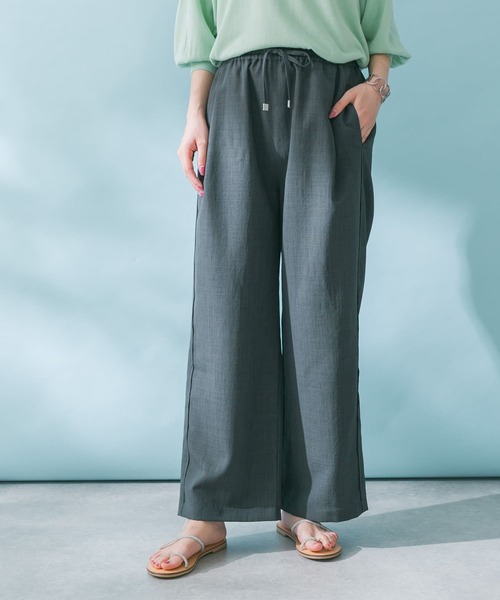 URBAN RESEARCH ROSSO WOMEN（アーバンリサーチ　ロッソ）の「『UR TECH DRYLUXE』ドロストパンツ（その他パンツ・レディース・ブラック/チャコールグレー・FREE）」の16枚目の写真