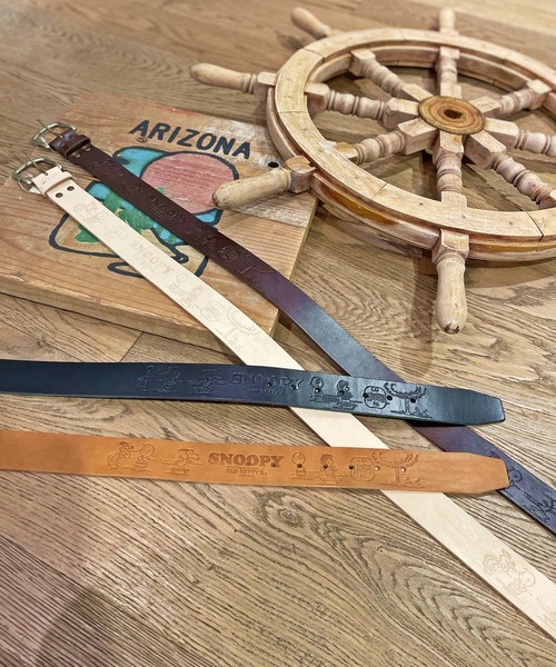 SNOOPY×OLD BETTY'S（スヌーピーカケルオールドベティーズ）の「【日本製】スヌーピー 【SNOOPY】 Embossed Leather Belt(C-Skateboard柄)（ベルト・レディース・ブラック/ナチュラル/ブラウン/キャメル・FREE）」の9枚目の写真