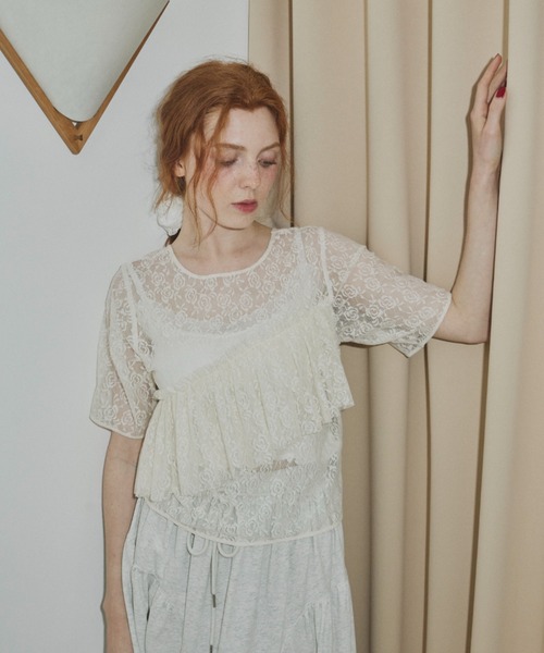idem(イデム)の「sheer lace frill tops/シアーレースフリルトップス(Tシャツ/カットソー・レディース・ブラック/アイボリー・FREE)」の14枚目の写真