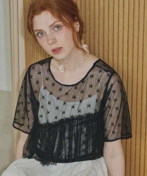 idem(イデム)の「sheer lace frill tops/シアーレースフリルトップス(Tシャツ/カットソー・レディース・ブラック/アイボリー・FREE)」の5枚目の写真