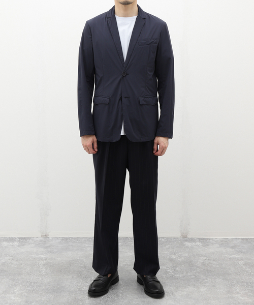HERNO（ヘルノ）の「HERNO ( ヘルノ) Light Matt Stretch 2BJK GA00021UL（テーラードジャケット・メンズ・ブラック/ネイビー・44/48/46）」の3枚目の写真