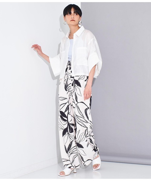 Settimissimo（セッティミッシモ）の「シアー ワッシャー ビッグカフス 半袖シャツ 羽織り（シャツ/ブラウス・レディース・ブラック/オフホワイト・FREE）」の7枚目の写真