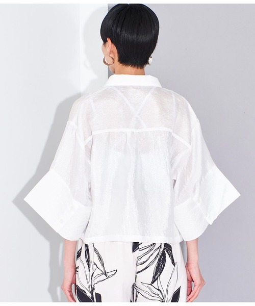 Settimissimo（セッティミッシモ）の「シアー ワッシャー ビッグカフス 半袖シャツ 羽織り（シャツ/ブラウス・レディース・ブラック/オフホワイト・FREE）」の17枚目の写真