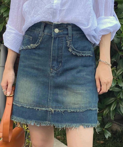 NANEA(ナネア)の「カットオフデザインデニムミニスカート インナーパンツ付き(デニムスカート・レディース・ブラック/ブルー・SMALL/MEDIUM/LARGE)」の11枚目の写真