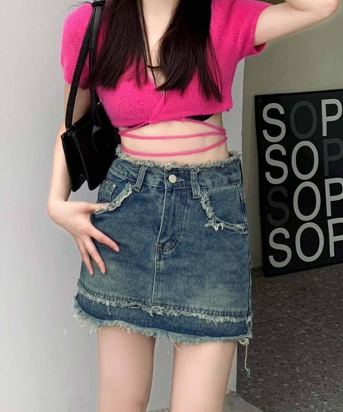 NANEA(ナネア)の「カットオフデザインデニムミニスカート インナーパンツ付き(デニムスカート・レディース・ブラック/ブルー・SMALL/MEDIUM/LARGE)」の8枚目の写真