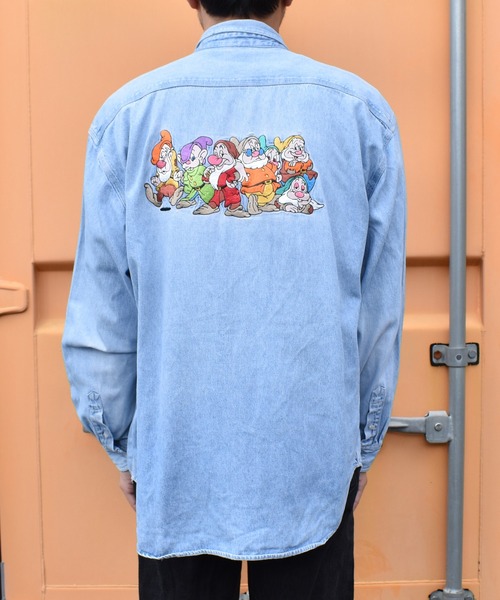 DISNEY VINTAGE（ディズニーヴィンテージ）の「【ヴィンテージ古着】90's THE DISNEY STORE / ディズニー 七人の小人 刺繍 デニム シャツ（シャツ/ブラウス・メンズ・ブルー・LARGE）」の14枚目の写真