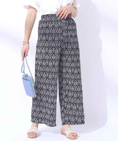 SHOO・LA・RUE(シューラルー)の「【洗える】レイヤードにも さらっと穿ける 大人プリーツ イージーパンツ(その他パンツ・レディース・ブラック/ダークオリーブ/ブラウン系その他2/ネイビー系/グレー系その他6・02/03/04)」の5枚目の写真