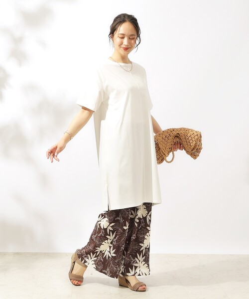 SHOO・LA・RUE(シューラルー)の「【洗える】レイヤードにも さらっと穿ける 大人プリーツ イージーパンツ(その他パンツ・レディース・ブラック/ダークオリーブ/ブラウン系その他2/ネイビー系/グレー系その他6・02/03/04)」の6枚目の写真