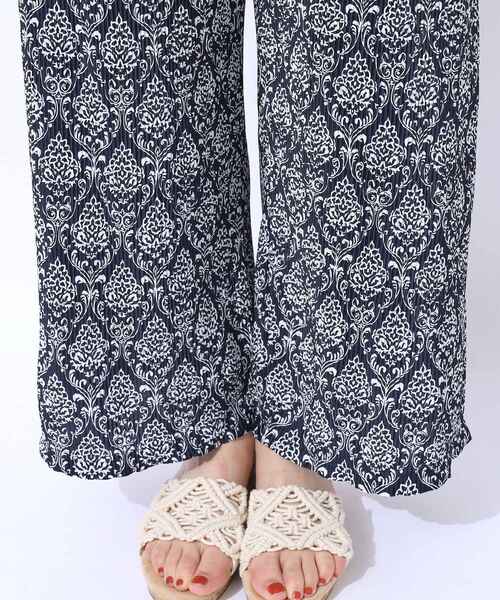 SHOO・LA・RUE(シューラルー)の「【洗える】レイヤードにも さらっと穿ける 大人プリーツ イージーパンツ(その他パンツ・レディース・ブラック/ダークオリーブ/ブラウン系その他2/ネイビー系/グレー系その他6・02/03/04)」の21枚目の写真