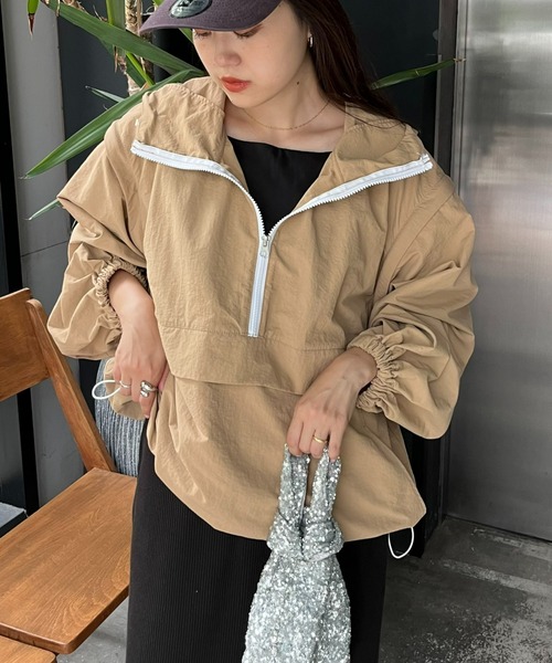 CIAOPANIC TYPY(チャオパニックティピー)の「【2WAY】リップストップオーバーアノラック(ナイロンジャケット・レディース・ベージュ/ブラック/カーキ・ONE SIZE)」の3枚目の写真