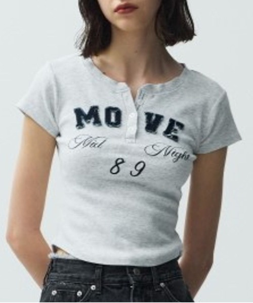 Midnight Move（ミッドナイトムーブ）の「Midnight Move／HENLEYネックT（Tシャツ/カットソー・レディース・カーキ/オフホワイト/ネイビー/ダークグレー・FREE）」の2枚目の写真