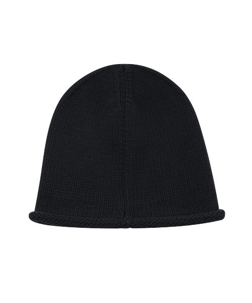 SUPPLIER(サプライヤー)の「ビーニー|Faux Leather Patch Cross Beanie|SUPPLIER|公式通販(ニットキャップ/ビーニー・メンズ・ブラック・FREE)」の3枚目の写真