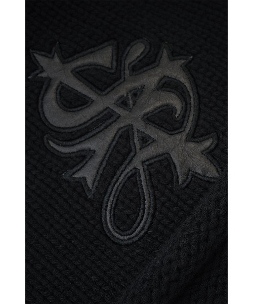 SUPPLIER(サプライヤー)の「ビーニー|Faux Leather Patch Cross Beanie|SUPPLIER|公式通販(ニットキャップ/ビーニー・メンズ・ブラック・FREE)」の4枚目の写真