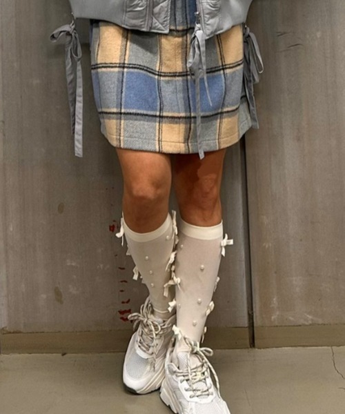 poiregnee（ポワニェ）の「［select］リボン＆パール　ハイソックス（ソックス/靴下・レディース・ホワイト/ブラック/クリーム・FREE）」の8枚目の写真