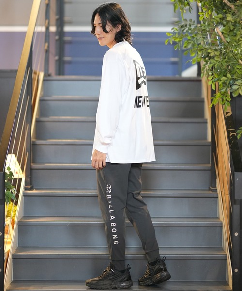 NEW ERA(ニューエラ)の「NEW ERA/ニューエラ ロンT 長袖 パフォーマンスTシャツ バックプリント オーバーサイズ 吸汗速乾 14312831/14312832/14312833(Tシャツ/カットソー・メンズ・ブラック/ホワイト/ストーン・2XL/XL/M/L)」の9枚目の写真