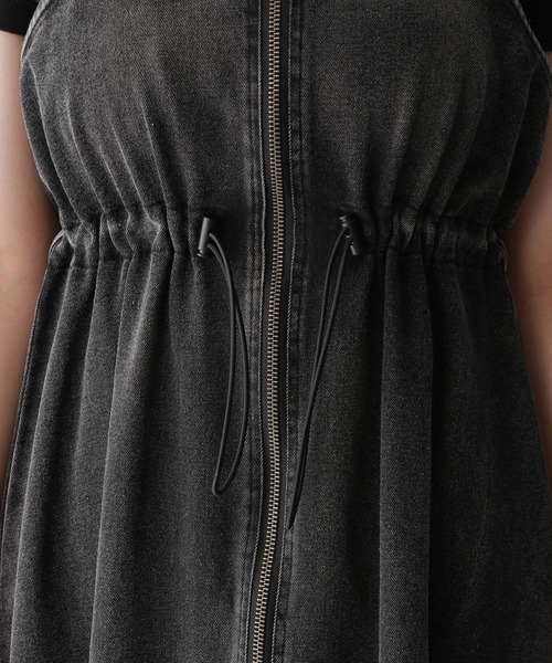 RAGEBLUE（レイジブルー）の「フロントジップ/デニムキャミワンピース（ワンピース・レディース・ブラック/ブルー・FREE）」の6枚目の写真