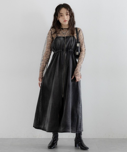 RAGEBLUE（レイジブルー）の「フロントジップ/デニムキャミワンピース（ワンピース・レディース・ブラック/ブルー・FREE）」の15枚目の写真