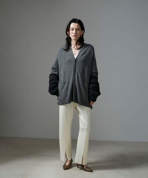 SALON adam et rope'（サロン アダム エ ロペ）の「2WAYファーフリンジレッグウォーマー（レッグウォーマー・レディース・ブラック/オフホワイト・FREE）」の10枚目の写真