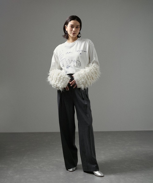 SALON adam et rope'（サロン アダム エ ロペ）の「2WAYファーフリンジレッグウォーマー（レッグウォーマー・レディース・ブラック/オフホワイト・FREE）」の3枚目の写真