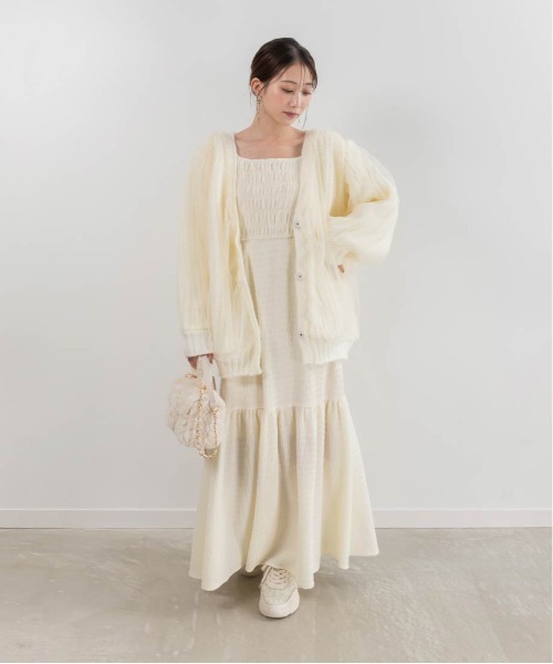 RANDA(ランダ)の「ボリュームチュールニットカーディガン(ニット/セーター・レディース・アイボリー/ブラック/グレー・FREE)」の6枚目の写真