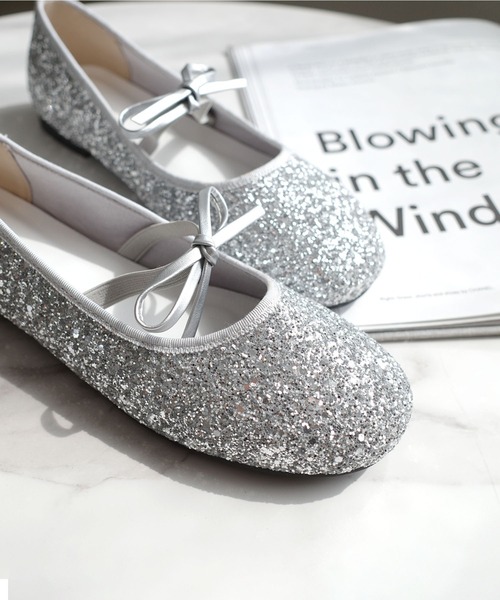 AmiAmi（アミアミ）の「ラウンドトゥグリッター・ベロアバレエシューズ/バレエコアリボンパンプス（バレエシューズ・レディース・ブラック/シルバー系その他/ブラック系その他・LL/S/M/L）」の8枚目の写真