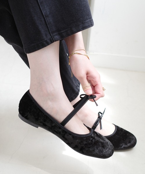 AmiAmi（アミアミ）の「ラウンドトゥグリッター・ベロアバレエシューズ/バレエコアリボンパンプス（バレエシューズ・レディース・ブラック/シルバー系その他/ブラック系その他・LL/S/M/L）」の6枚目の写真