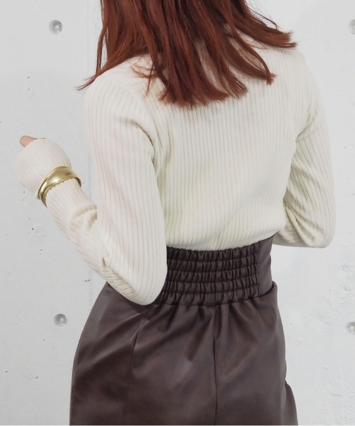 tiptop（ティップトップ）の「リブハイネックニットプルオーバー（ニット/セーター・レディース・ダークブルー/ホワイト系その他/レッド/ブラック/オフホワイト/ブラック系その他/チャコールグレー/ブルー・FREE）」の14枚目の写真