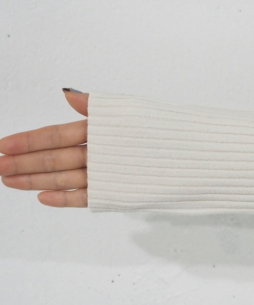 tiptop（ティップトップ）の「リブハイネックニットプルオーバー（ニット/セーター・レディース・ダークブルー/ホワイト系その他/レッド/ブラック/オフホワイト/ブラック系その他/チャコールグレー/ブルー・FREE）」の19枚目の写真