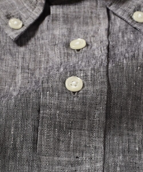 BEAMS F(ビームスエフ)の「【別注】Brooks Brothers / リネン ソリッド ショートスリーブ プルオーバー ボタンダウン シャツ(シャツ/ブラウス・メンズ・ベージュ/ブラック系その他4/ホワイト/ブラウン系その他5/ネイビー・SMALL/LARGE/MEDIUM)」の11枚目の写真