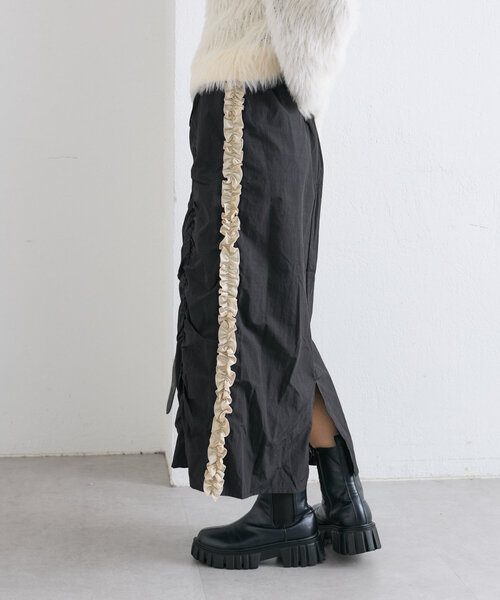 w closet（ダブルクローゼット）の「サイドラインフリルスカート（スカート・レディース・ブラック/アイボリー/ボルドー・FREE）」の20枚目の写真