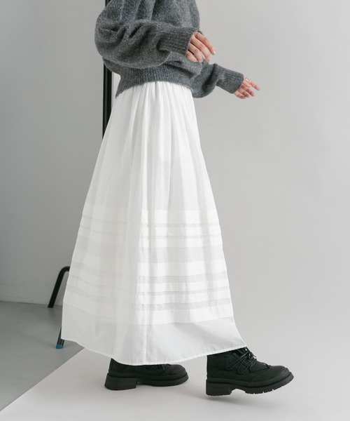 KBF（ケイビーエフ）の「ボリュームタックスカート（スカート・レディース・ブラック/オフホワイト・ONE）」の2枚目の写真