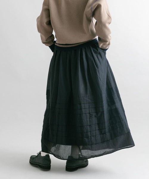 KBF（ケイビーエフ）の「ボリュームタックスカート（スカート・レディース・ブラック/オフホワイト・ONE）」の5枚目の写真