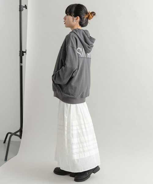 KBF（ケイビーエフ）の「ボリュームタックスカート（スカート・レディース・ブラック/オフホワイト・ONE）」の18枚目の写真