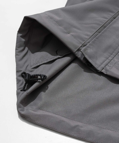 KRIFF MAYER（クリフメイヤー）の「花粉ドロップフードジャケット（マウンテンパーカー・メンズ・ブラック/ベージュ/グレー/カラフル/グリーン・LARGE/X-LARGE/MEDIUM）」の11枚目の写真