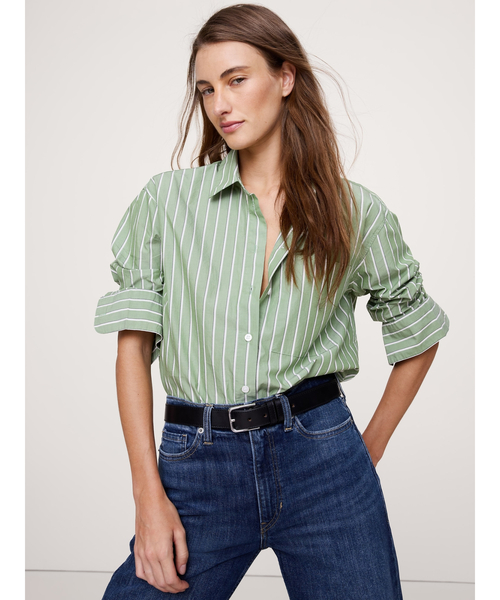 Banana Republic(バナナリパブリック)の「オーバーサイズ シャツ(シャツ/ブラウス・レディース・ピンク/ホワイト/ライトブルー/カーキ/ブルー/マルチ・XS/S/M/L)」の2枚目の写真