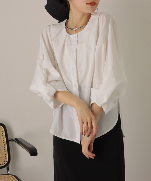 LAULEN（ローレン）の「tuck volume sleeve blouse /ノーカラー タック 7分袖 ボリューム スリーブ ブラウス（シャツ/ブラウス・レディース・グリーン/アイボリー・FREE）」の8枚目の写真